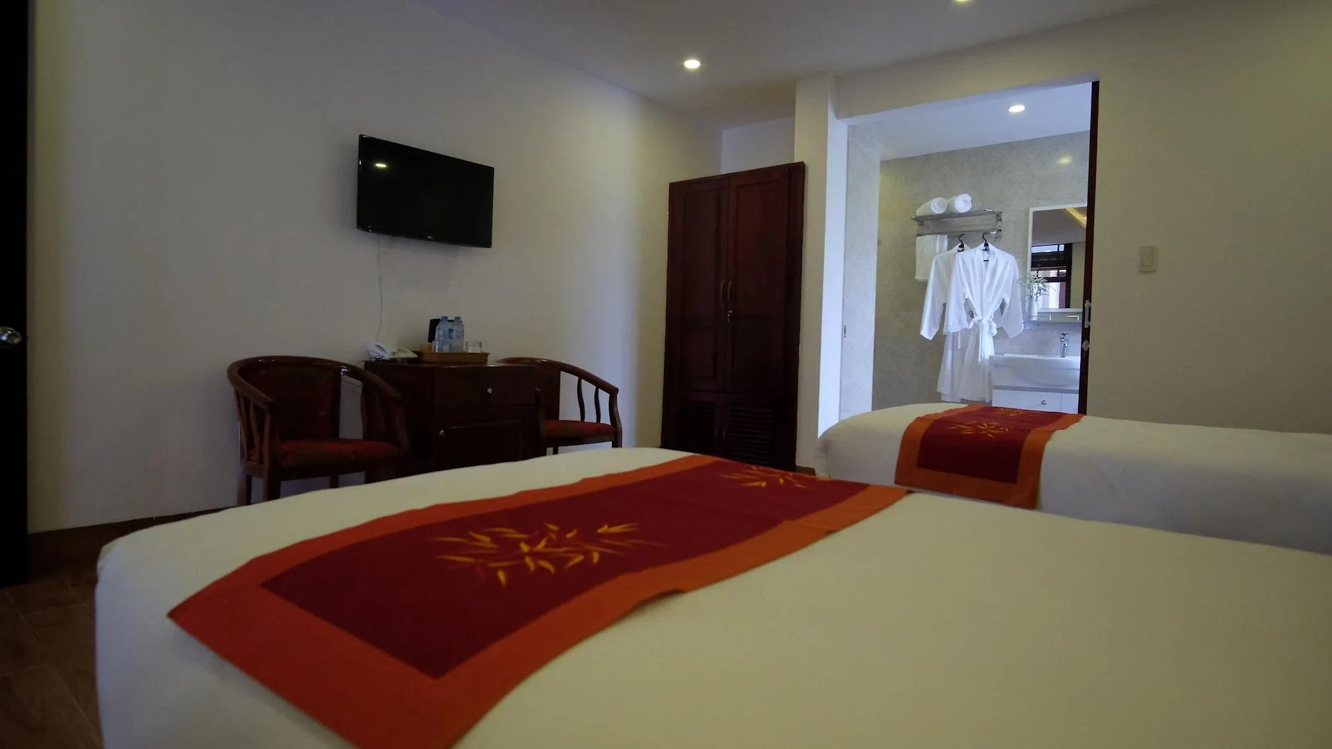 Gia Lam Villa Hoi An 2*,  Vietnam
